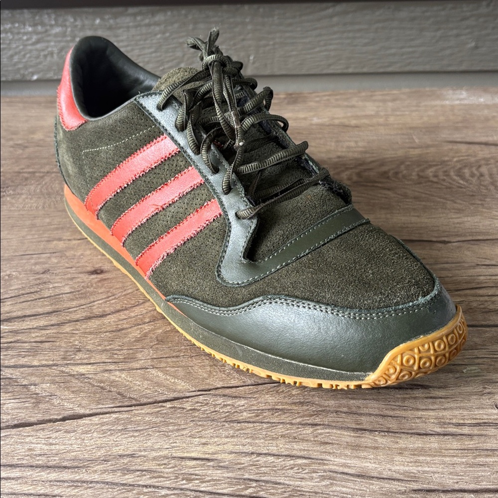 Adidas 2006 Stylish Green and Red Men's Sneakers size 12